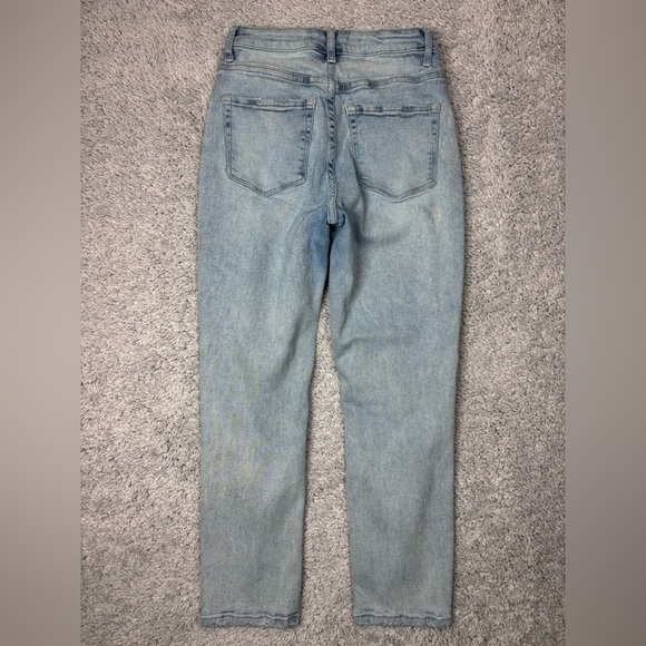 Vervet Jeans Womens 26 Mom Jean Light Wash Distressed Holes Casual Denim High - Picture 4 of 6